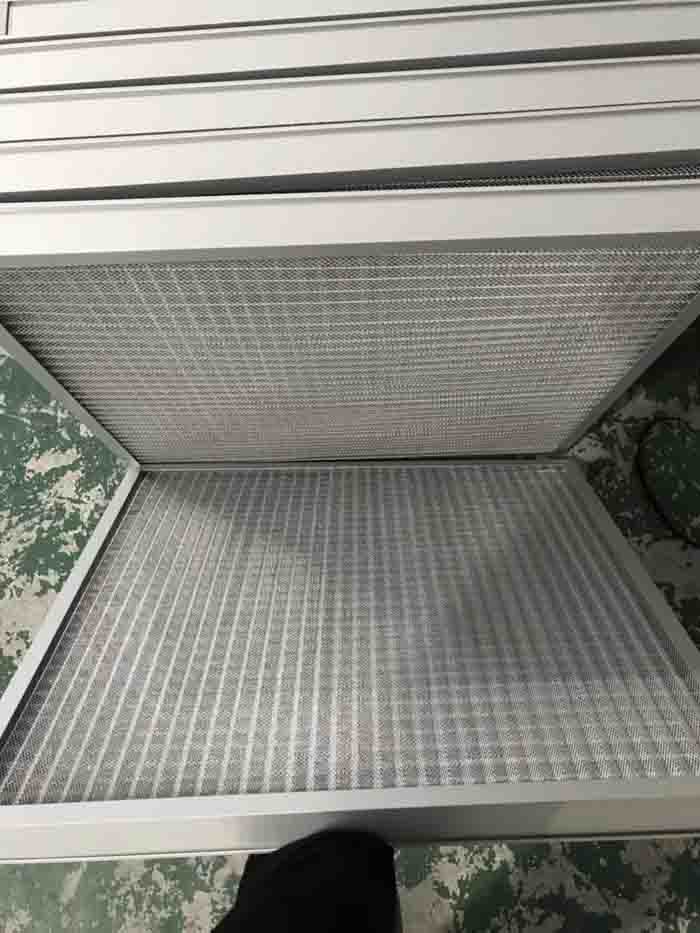 金屬網(wǎng)過濾器濾料：金屬網(wǎng)、鋁網(wǎng)或不銹鋼絲網(wǎng)