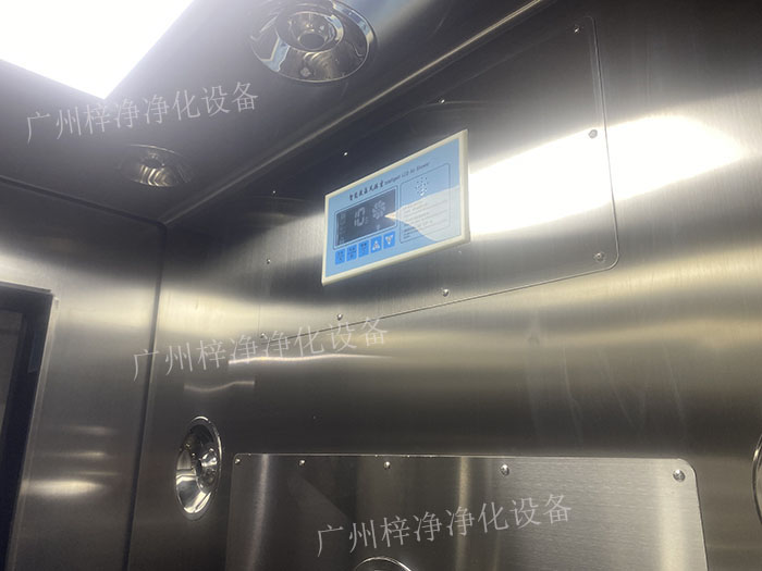 高端滿焊接風(fēng)淋室產(chǎn)品內(nèi)結(jié)構(gòu) 高端滿焊接風(fēng)淋室產(chǎn)品內(nèi)結(jié)構(gòu)