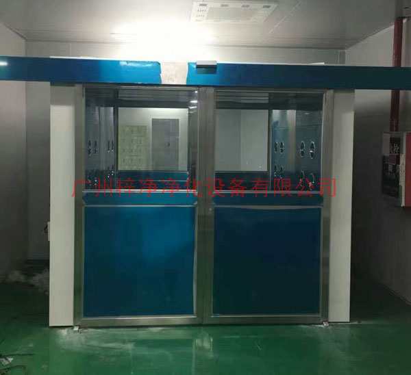 全自動平移門風(fēng)淋室根據(jù)自動化程度不同可分為幾種類型